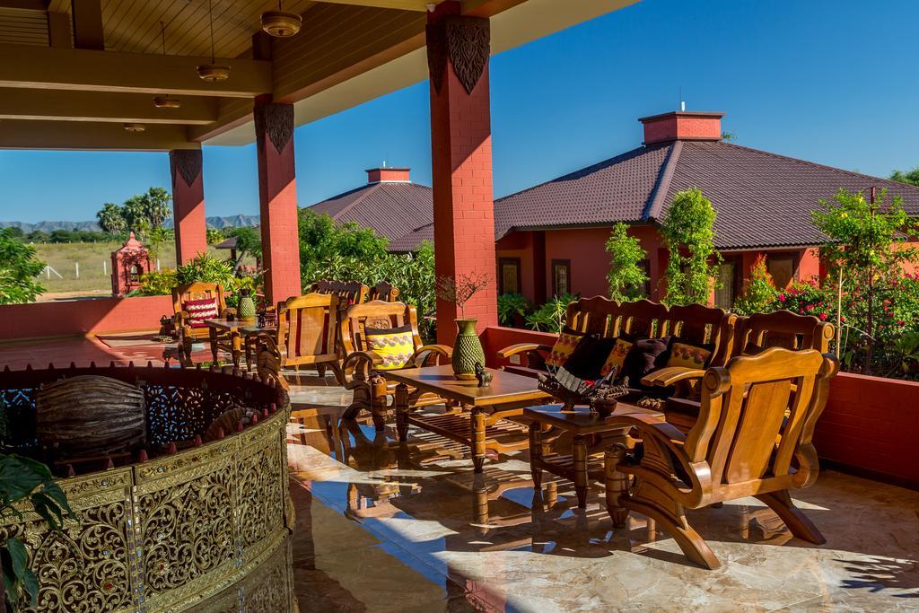 Gracious Bagan Hotel New Bagan Exterior photo