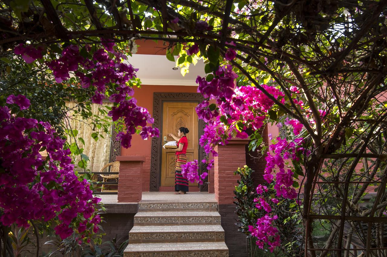 Gracious Bagan Hotel New Bagan Exterior photo