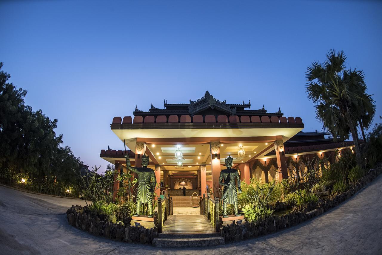 Gracious Bagan Hotel New Bagan Exterior photo